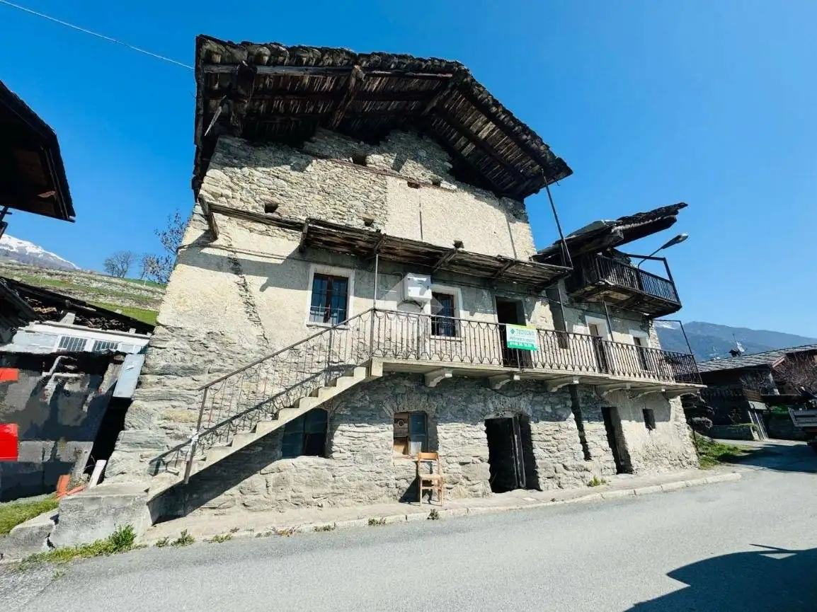 Rustico - Casale in vendita a Doues