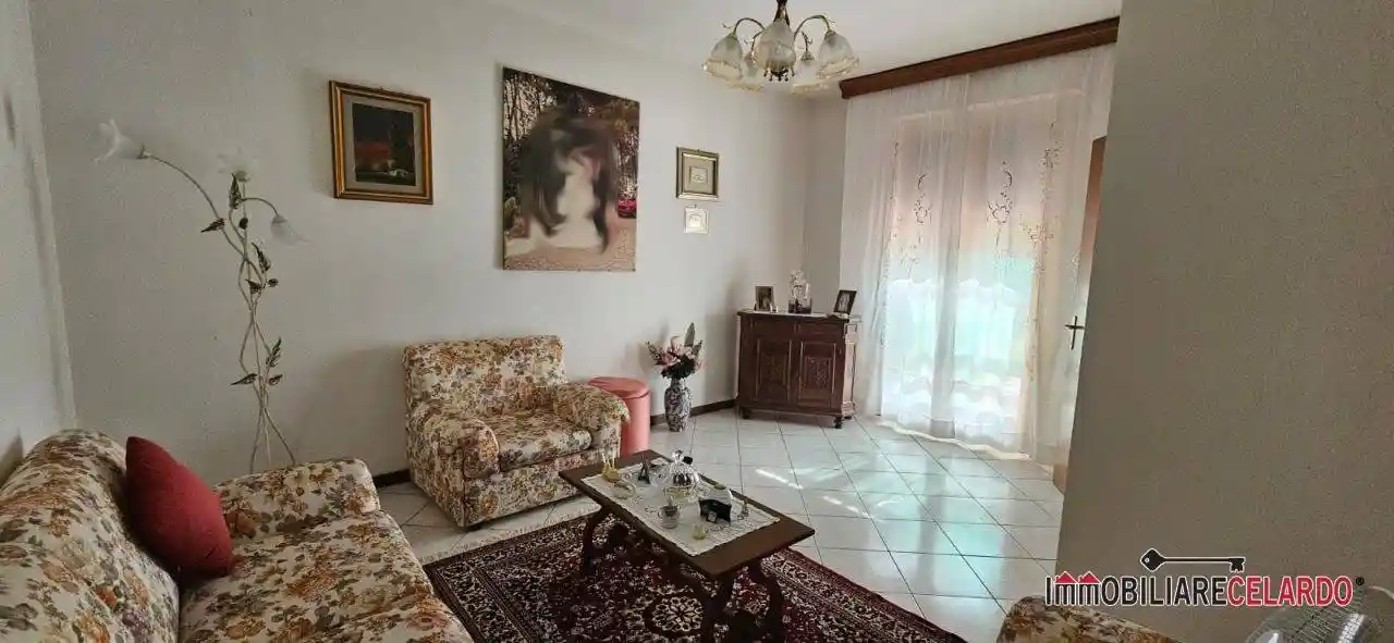 Appartamento in vendita a Casole d'Elsa