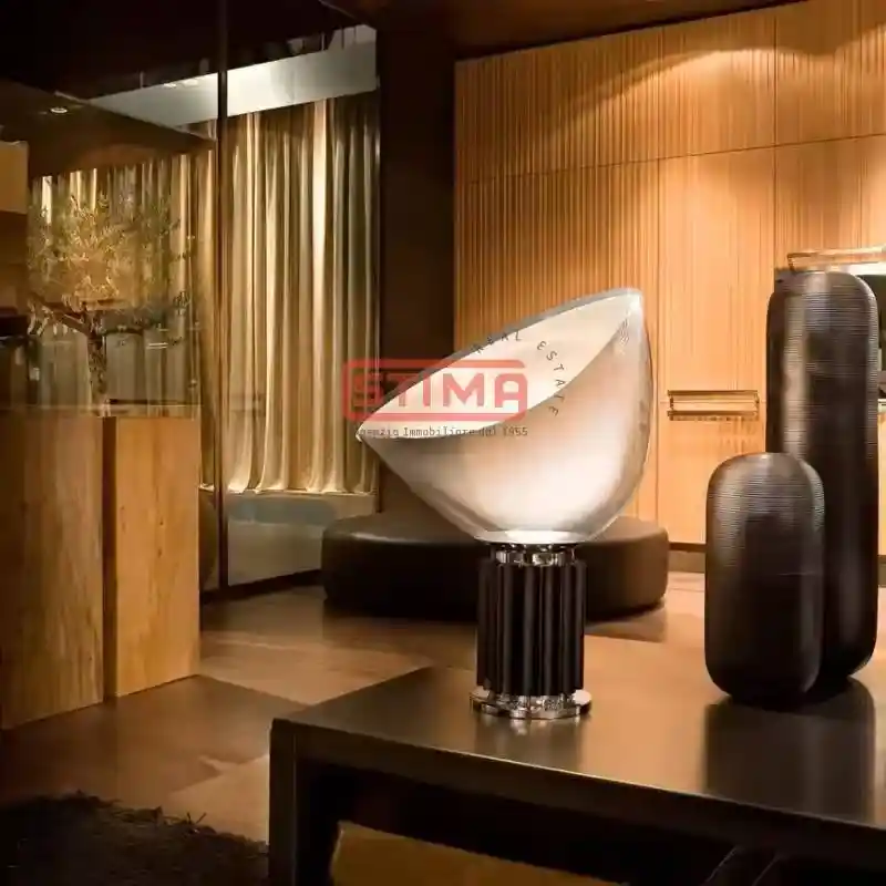 Palazzo - Edificio in vendita a Treviso