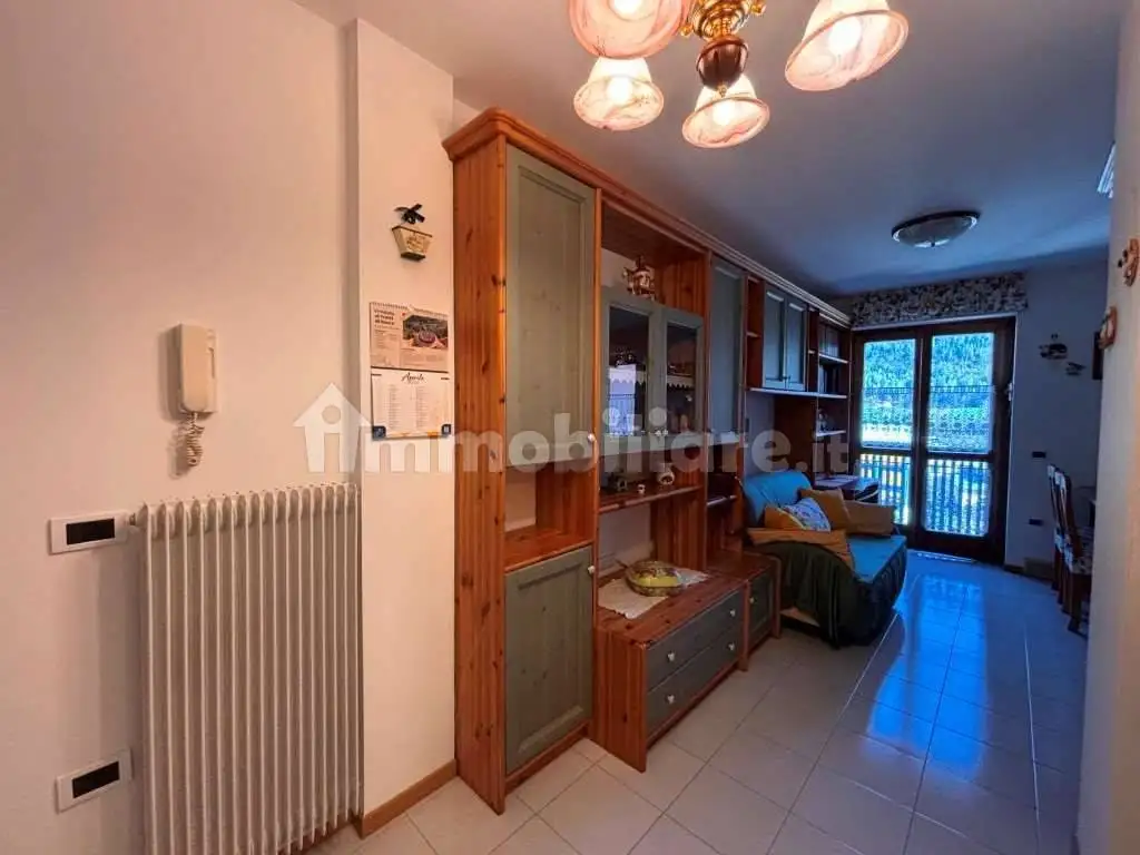 Quadrilocale via Ugo Silvestri, 16 B, Centro, Malè - foto 3