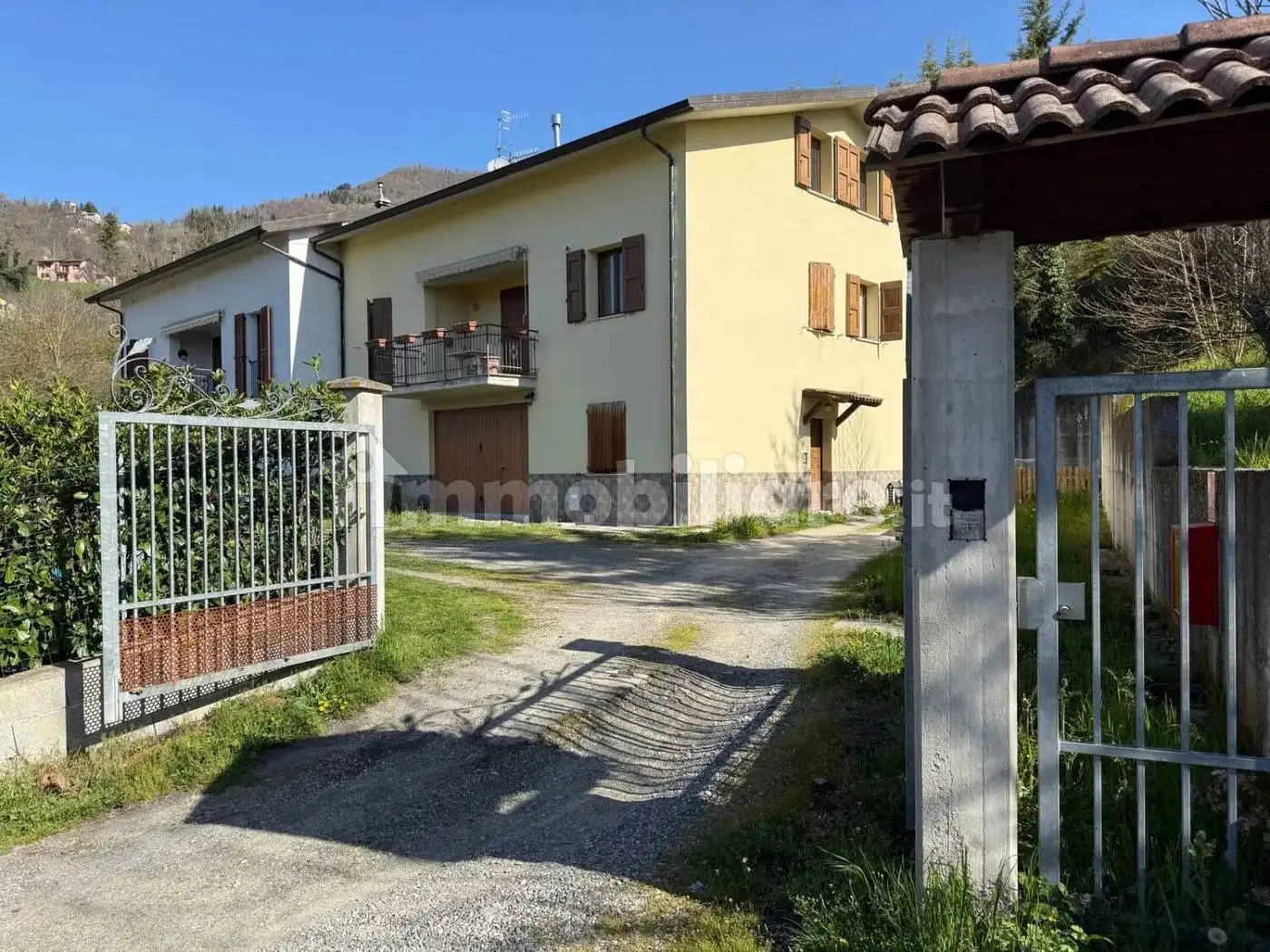 Villa in vendita a Gaggio Montano