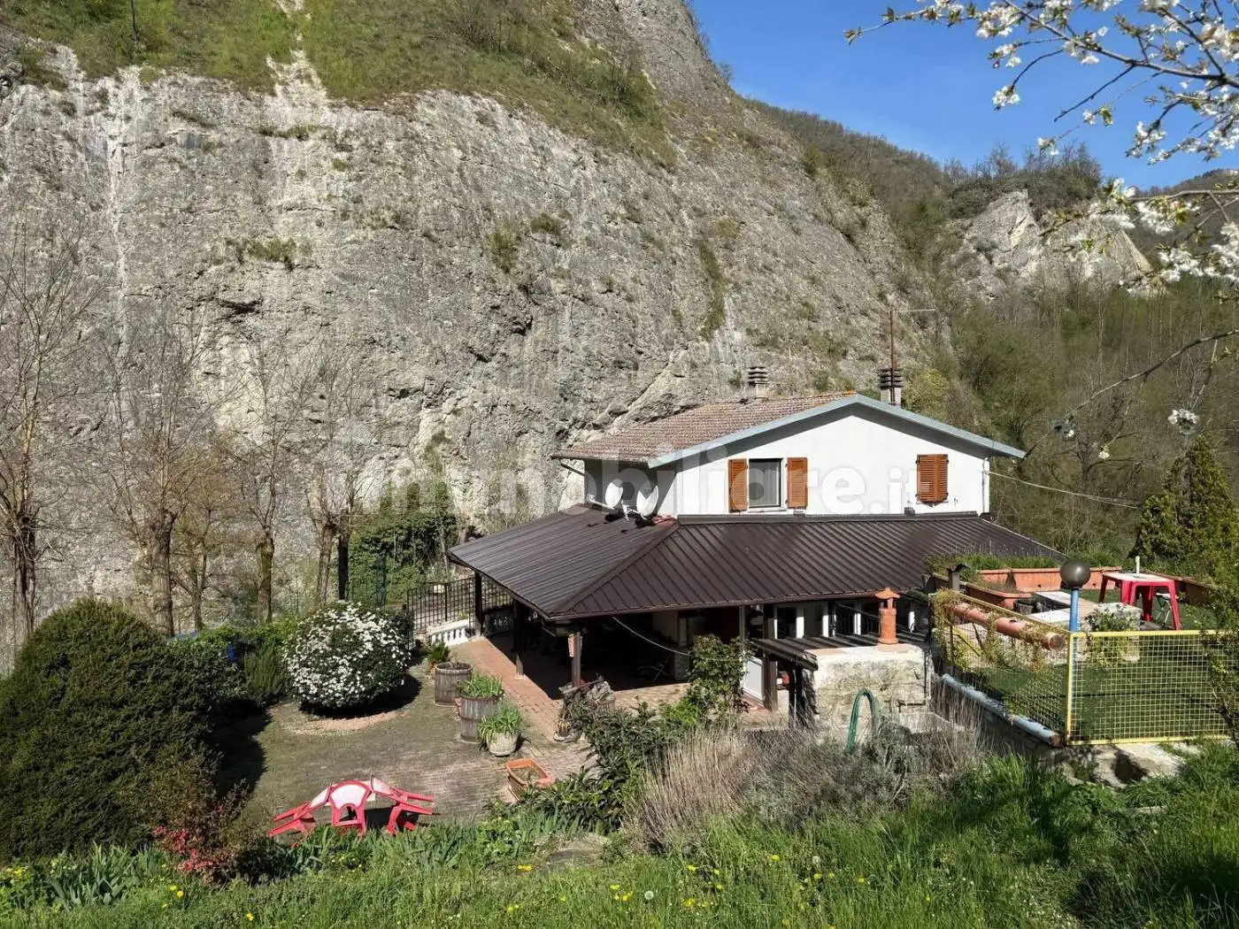 Villa in vendita a Vergato