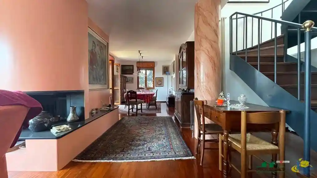 Appartamento in vendita a Parma