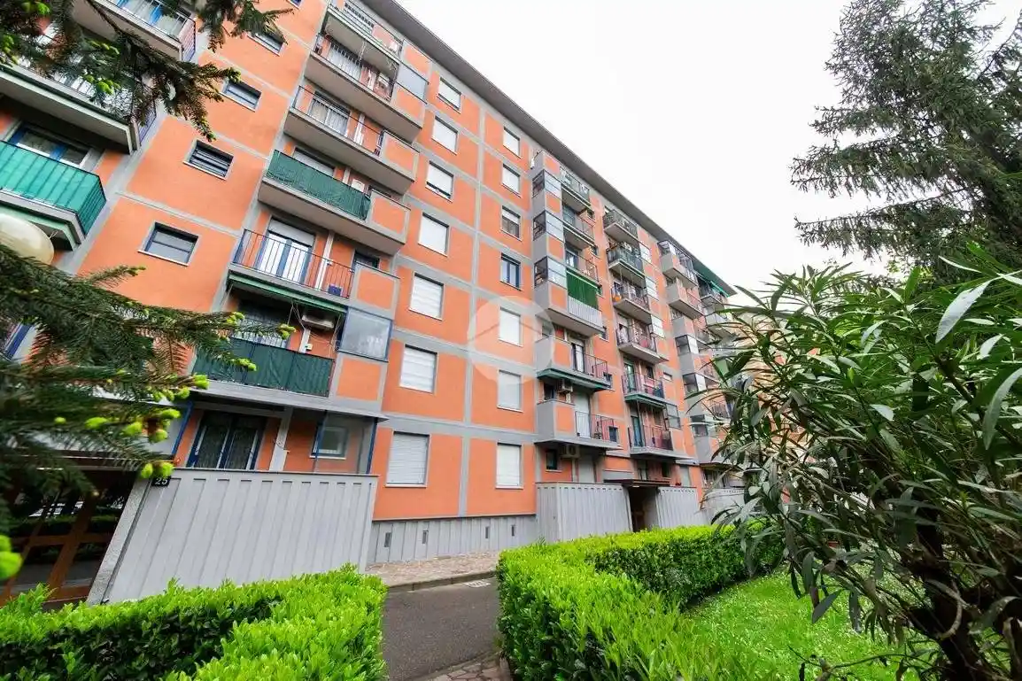 Appartamento in vendita a Cesano Boscone