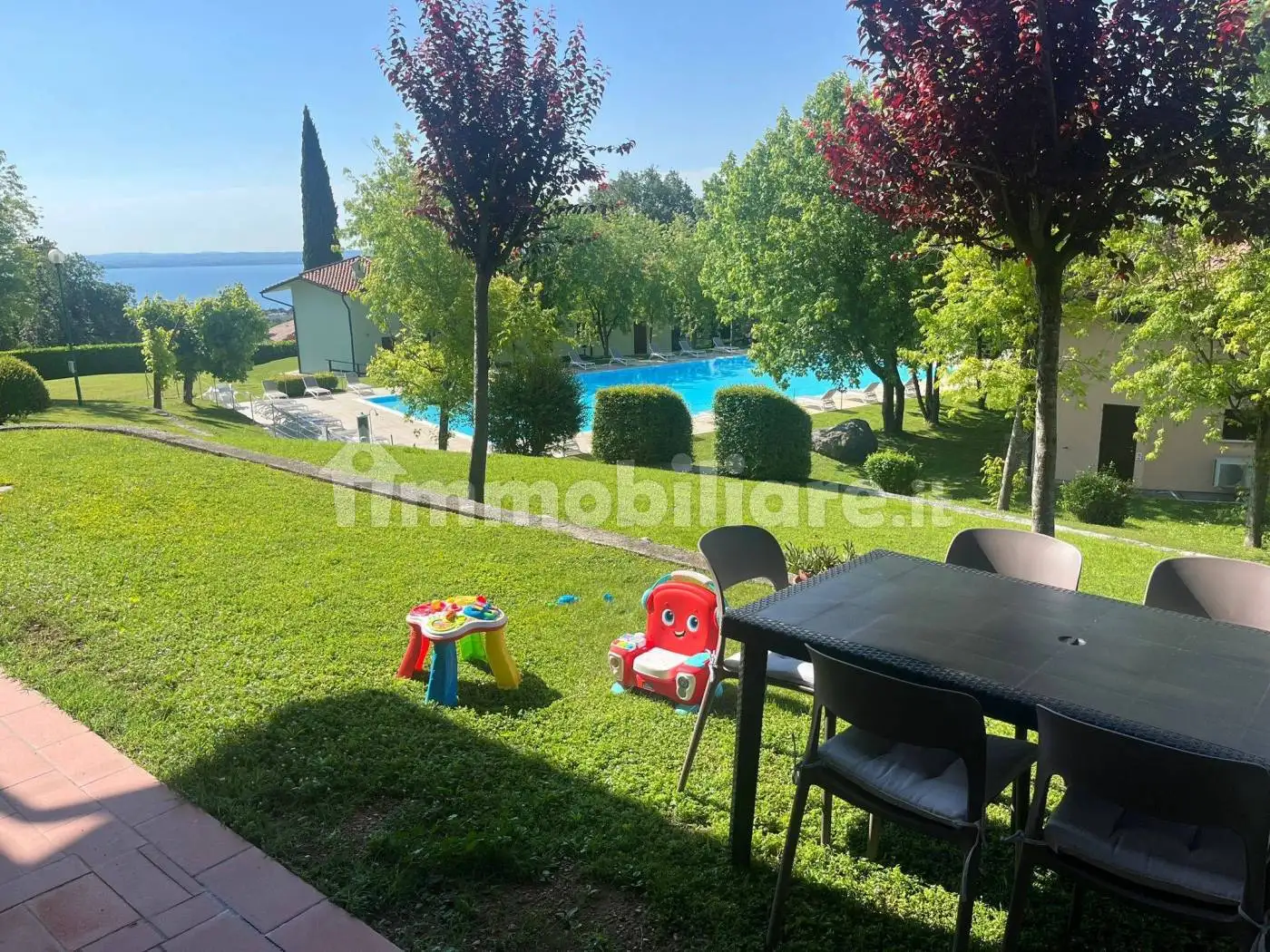 Appartamento in affitto a Padenghe sul Garda