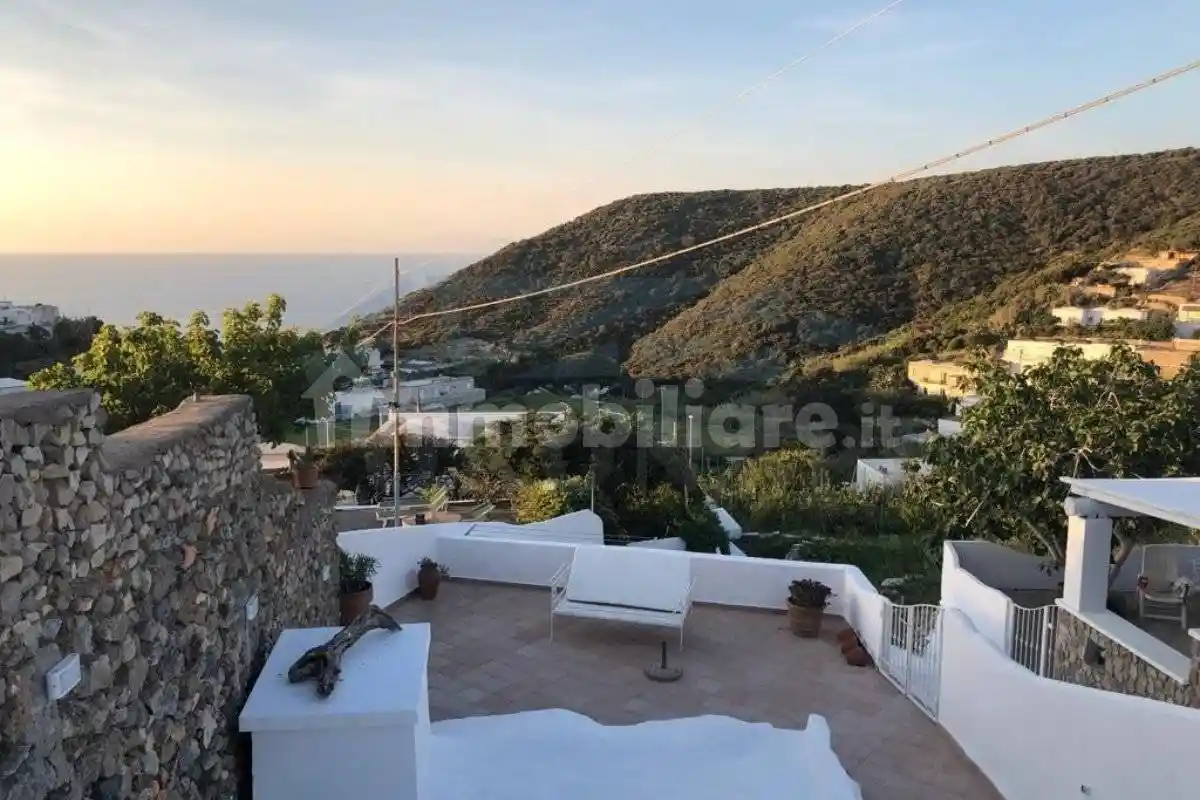 Villa in vendita a Ponza