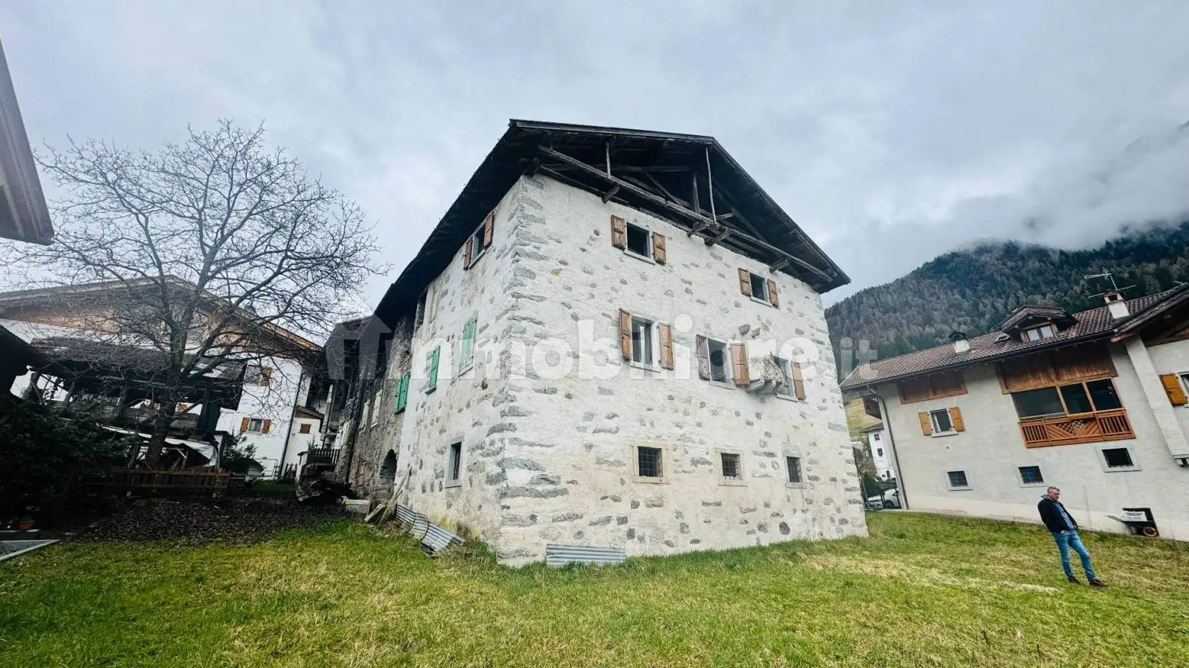 Rustico piazza Martiri Trentini, Borgo Lares - foto 5