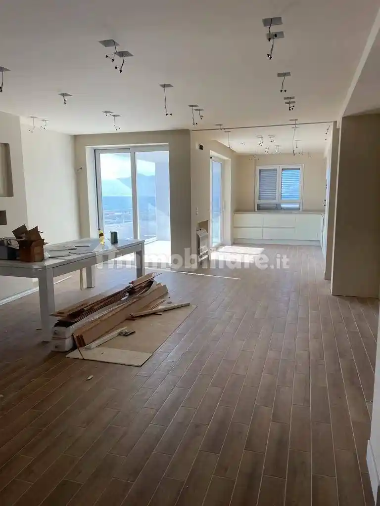 Palazzo - Edificio in Vendita - foto 3