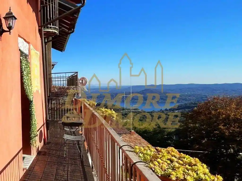 Appartamento in vendita a Colazza