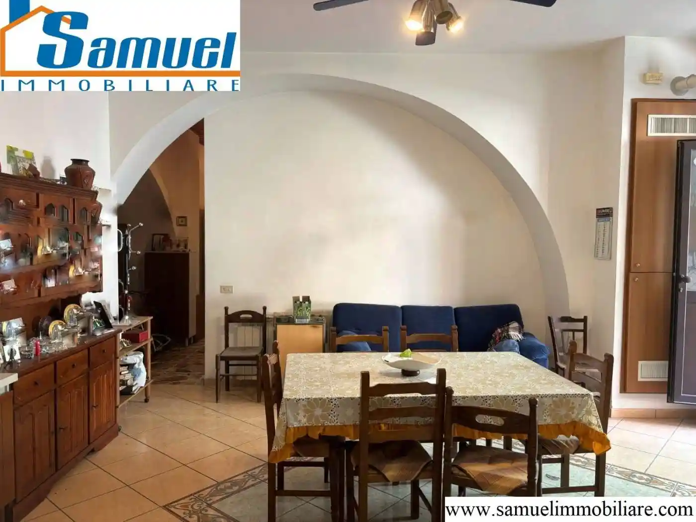 Villa in vendita a Piedimonte Etneo