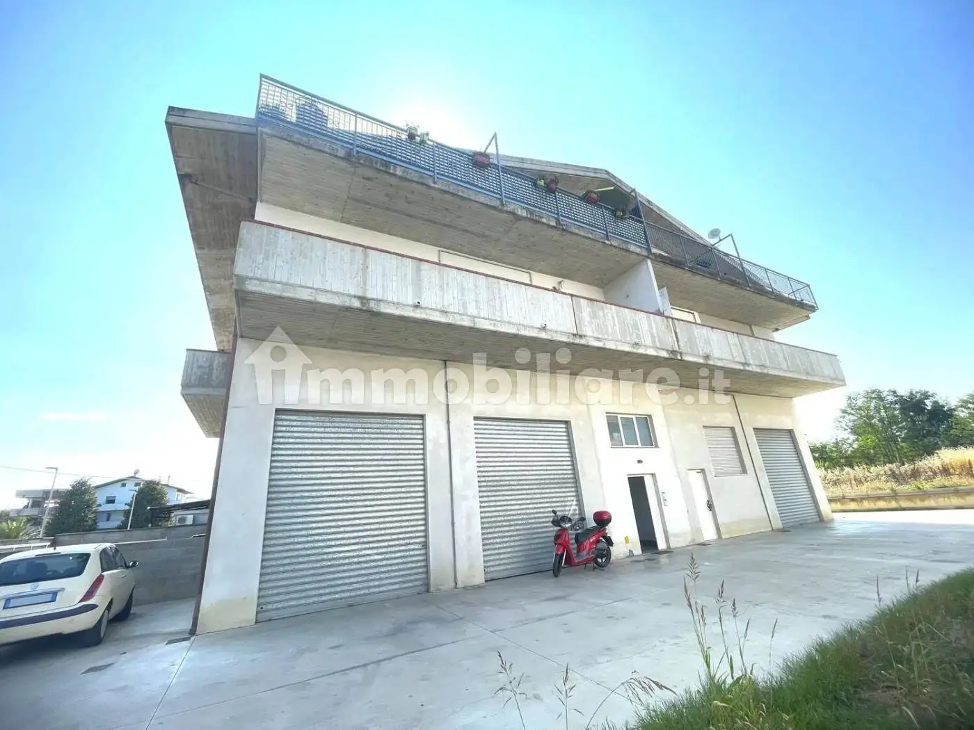 Appartamento in vendita a Cappelle sul Tavo