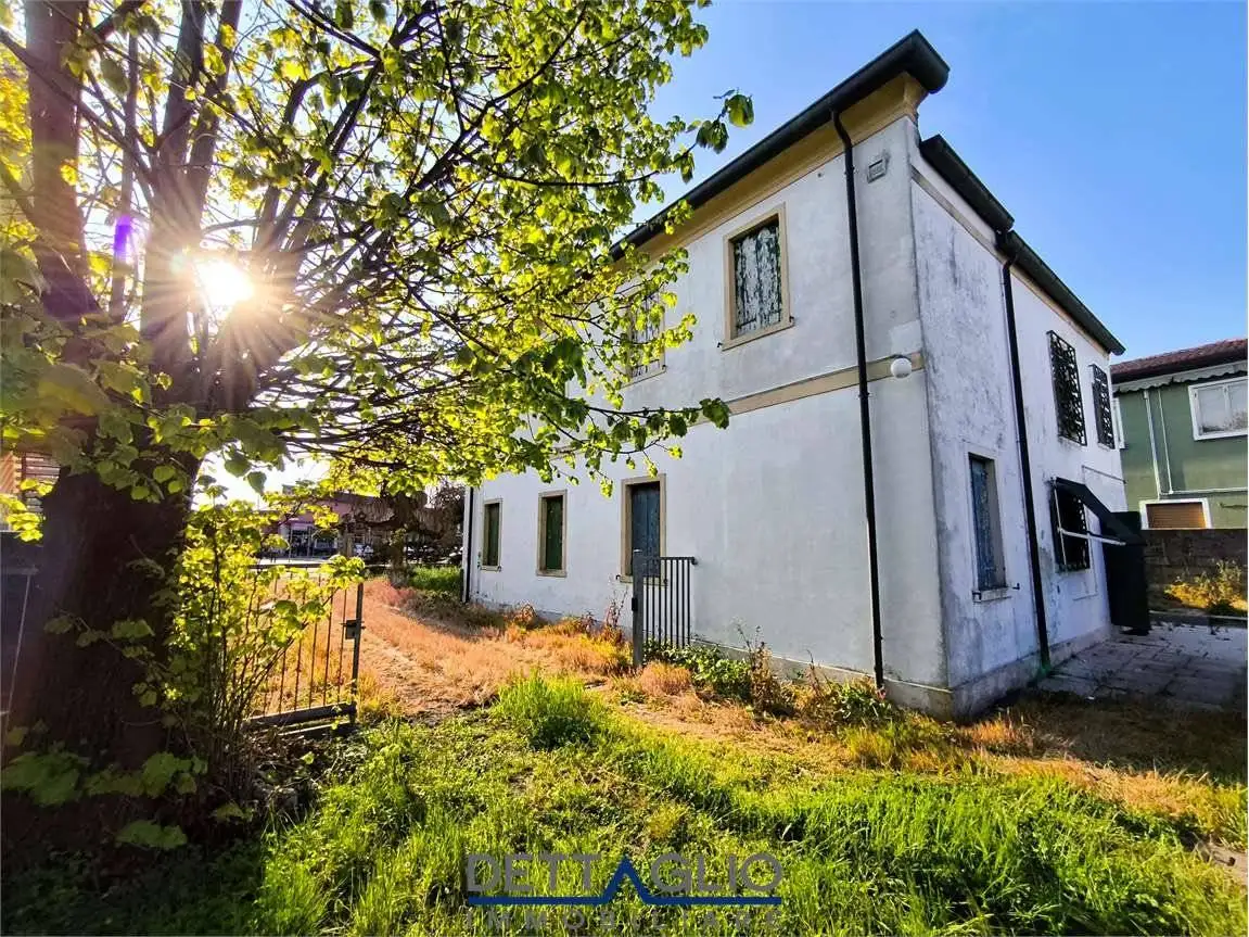 Villa in vendita a Mira