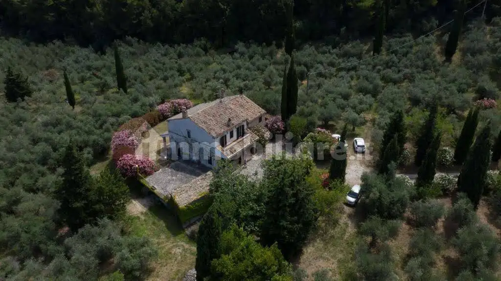 Rustico - Casale in vendita a Campofilone