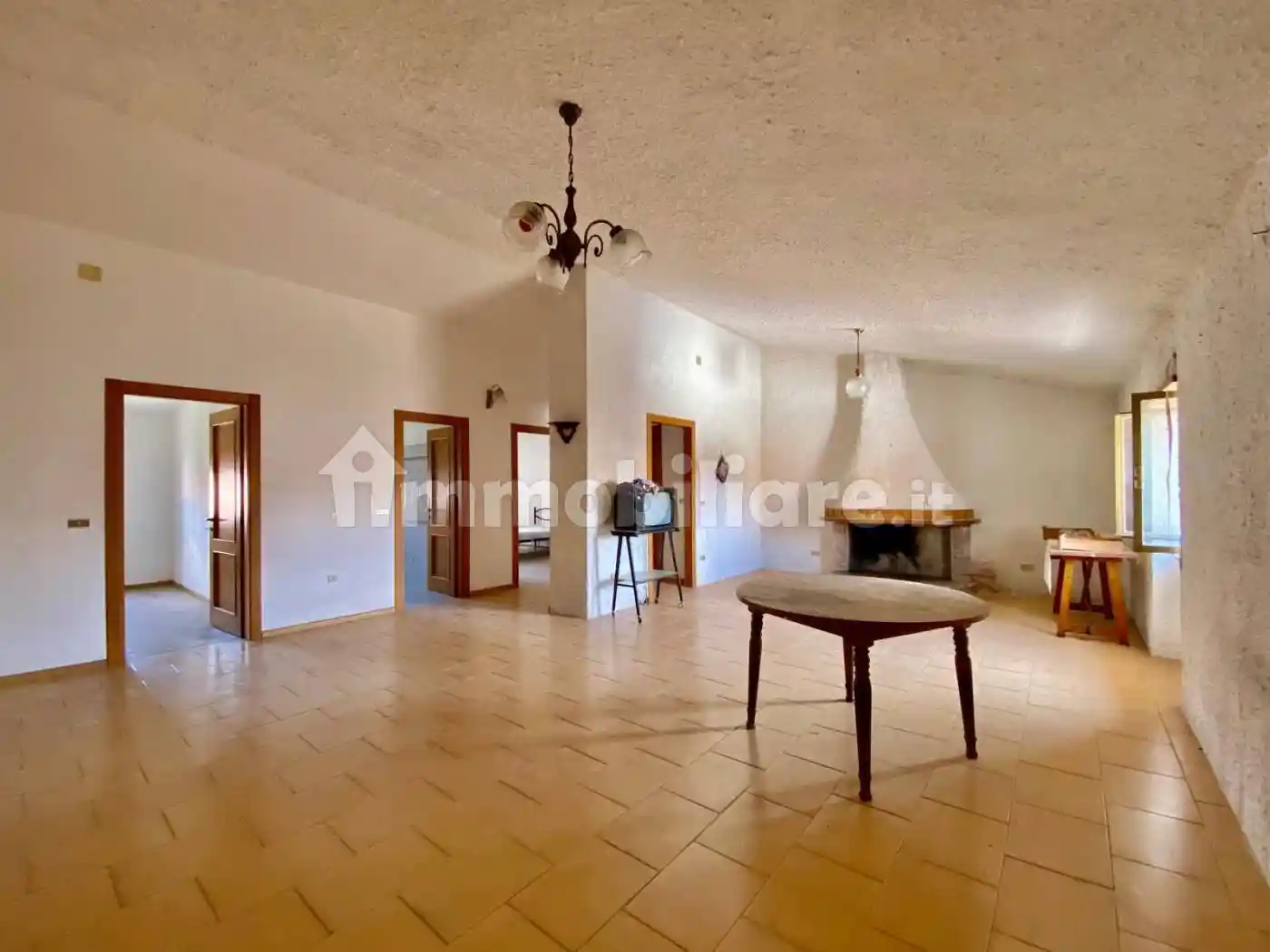 Palazzo - Edificio in vendita a Macomer