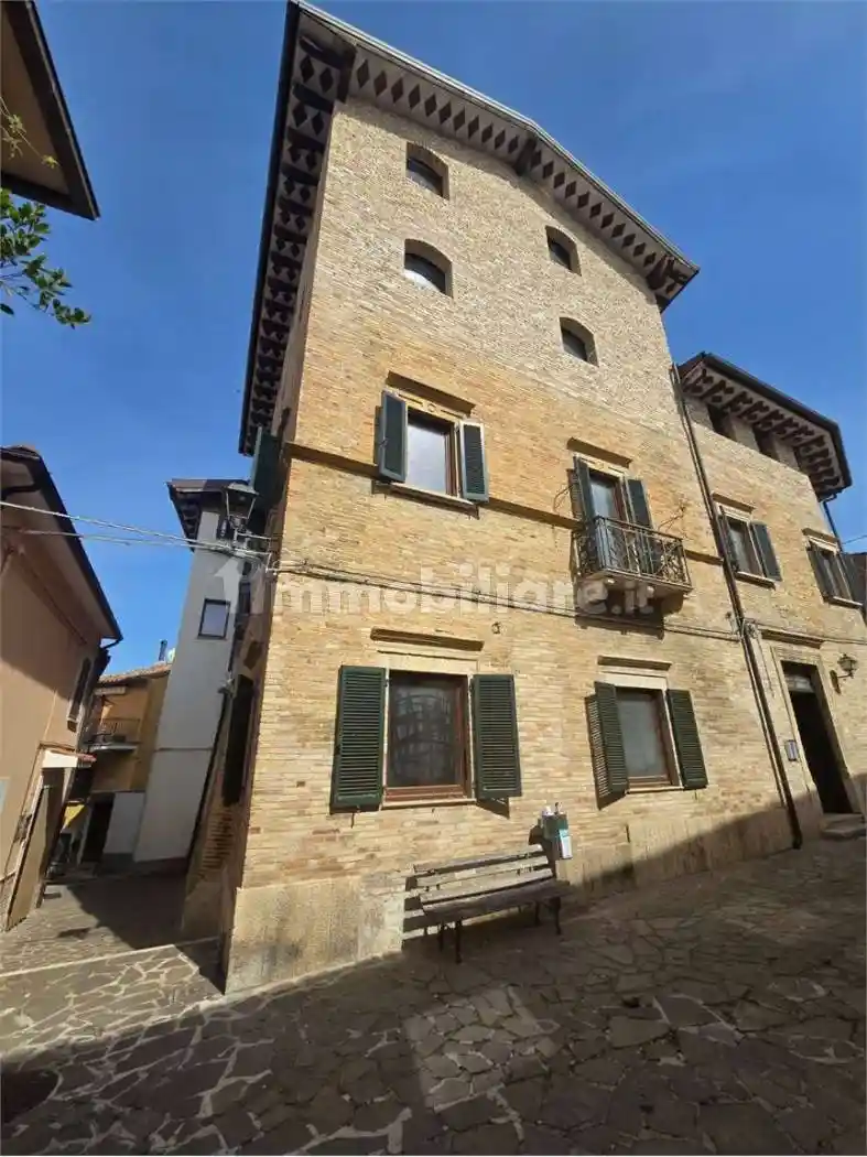 Palazzo - Edificio in Vendita - foto 2