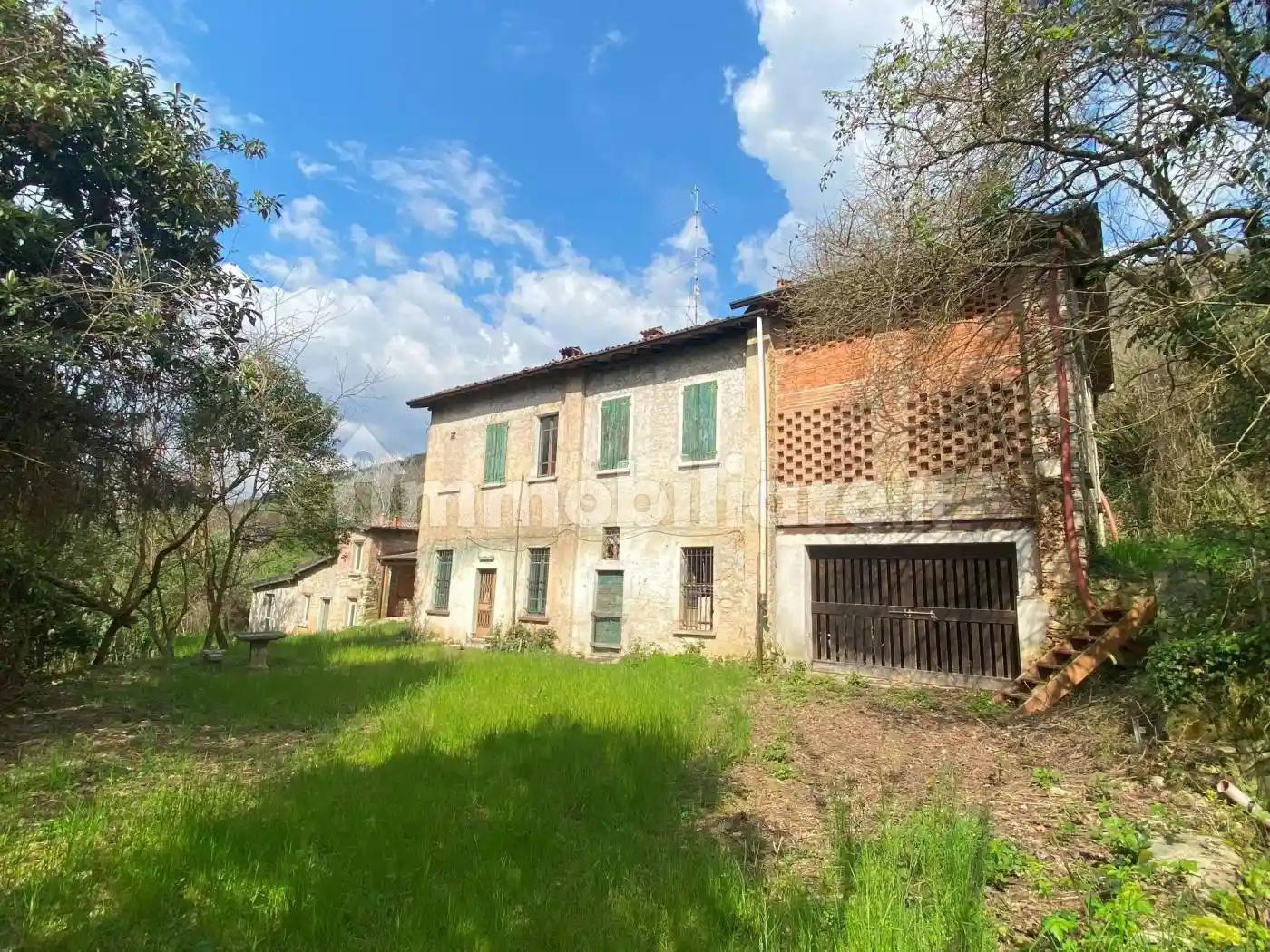 Rustico - Casale in vendita a Brescia