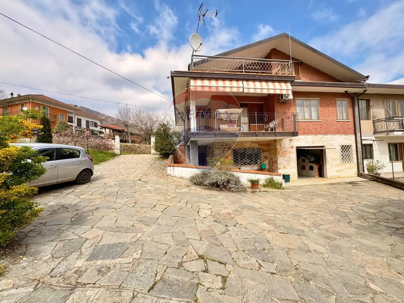 Villa in vendita a Vallo Torinese