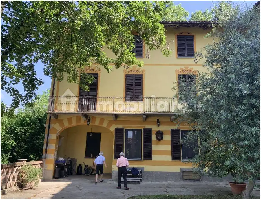 Casa indipendente in vendita a Passerano Marmorito