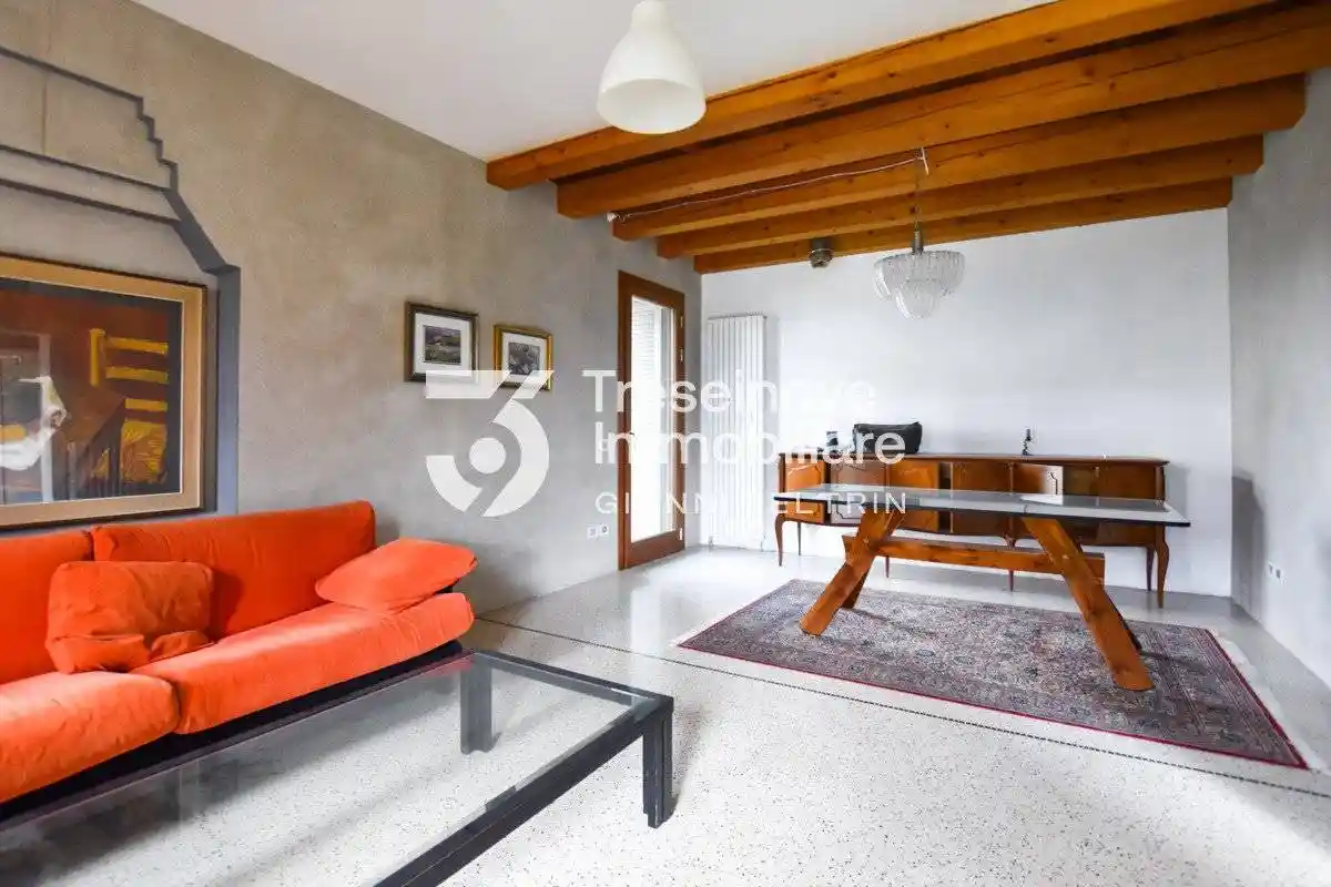 Villa unifamiliare via Piave, Centro, Caerano di San Marco - foto 2