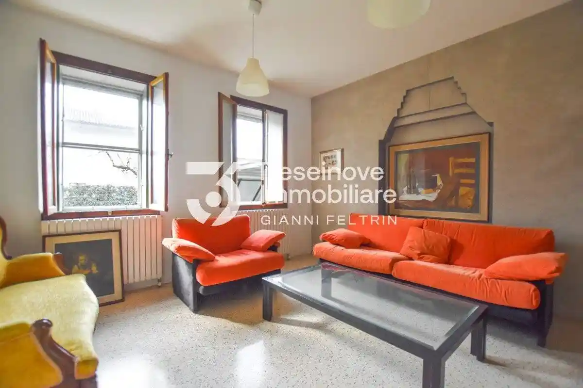 Villa unifamiliare via Piave, Centro, Caerano di San Marco - foto 5