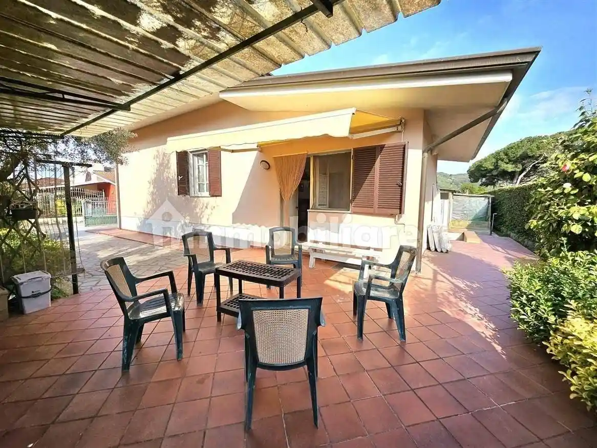 Villa in vendita a Massa