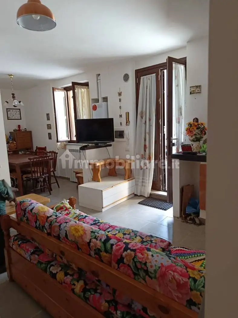 Appartamento in vendita a Lucoli