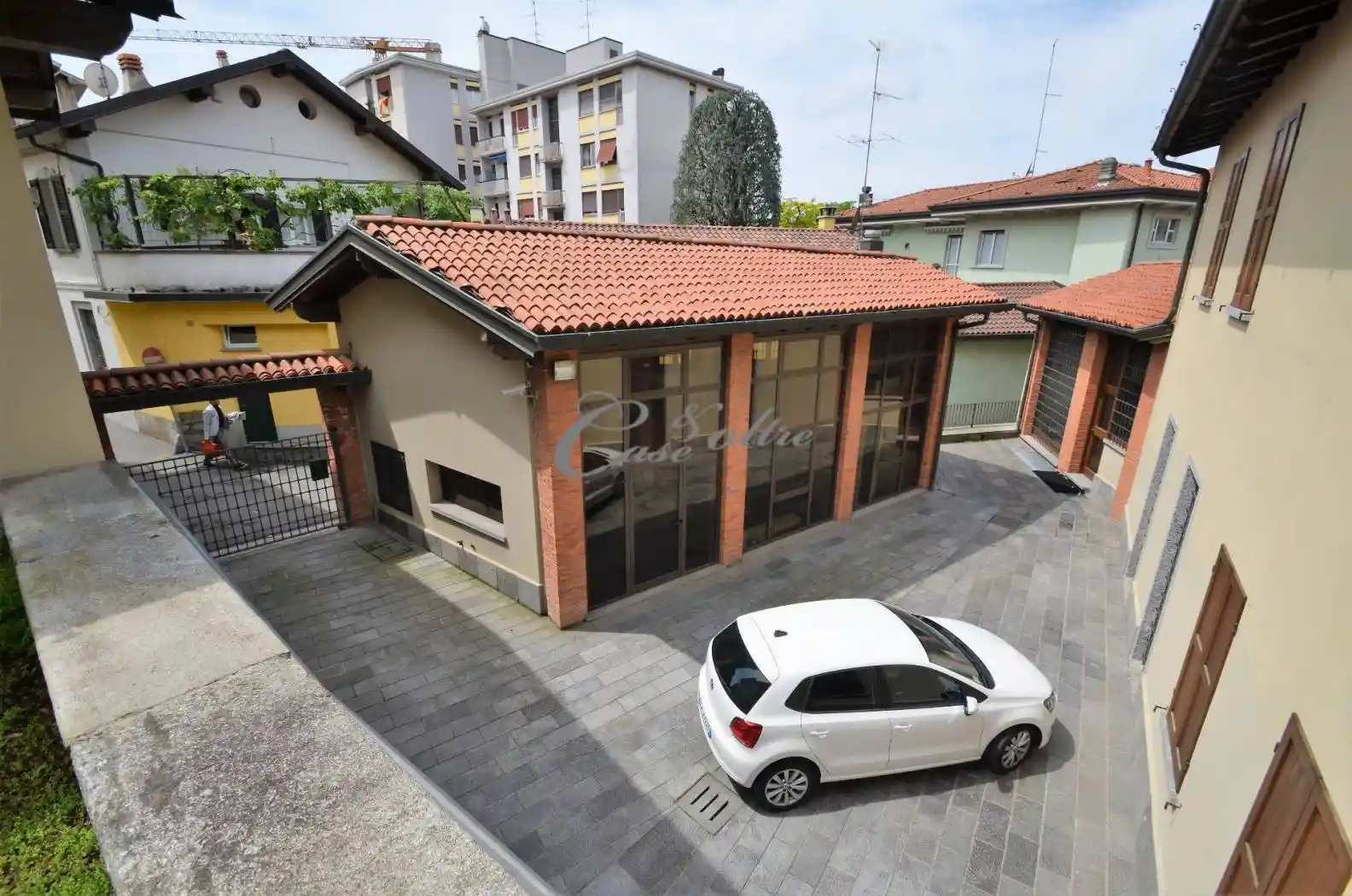 Palazzo - Edificio in vendita a Cantù