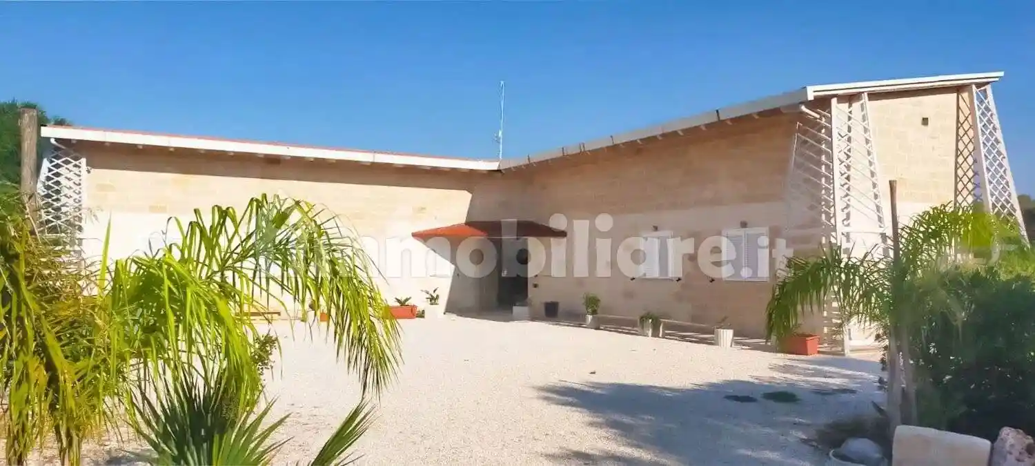 Villa in vendita a San Vito dei Normanni