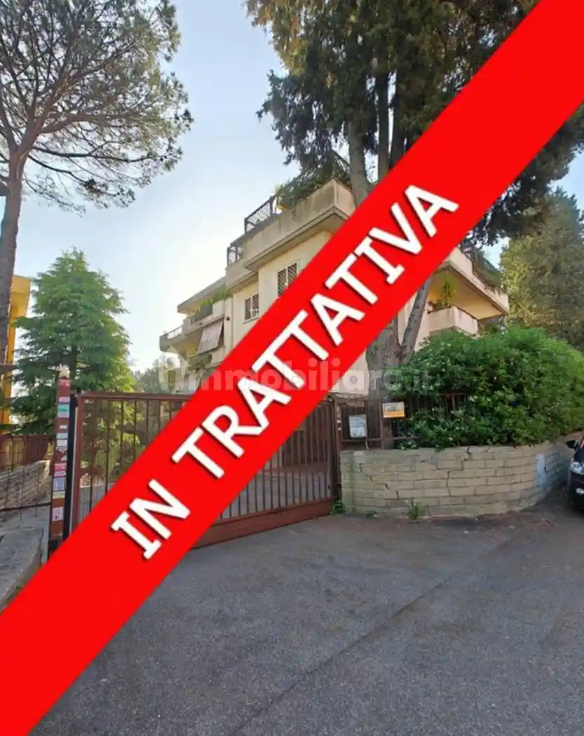 Appartamento in vendita a Roma