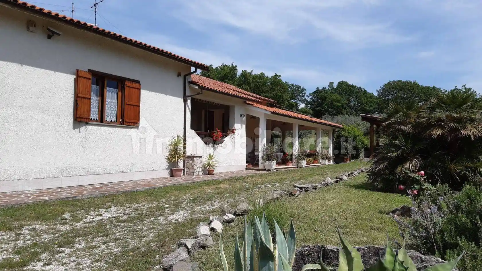 Villa in vendita a Poggio Nativo