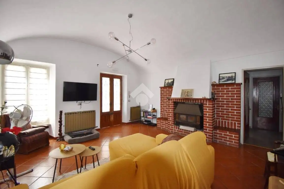 Appartamento via Azeglio 11, Albiano d'Ivrea - foto 4