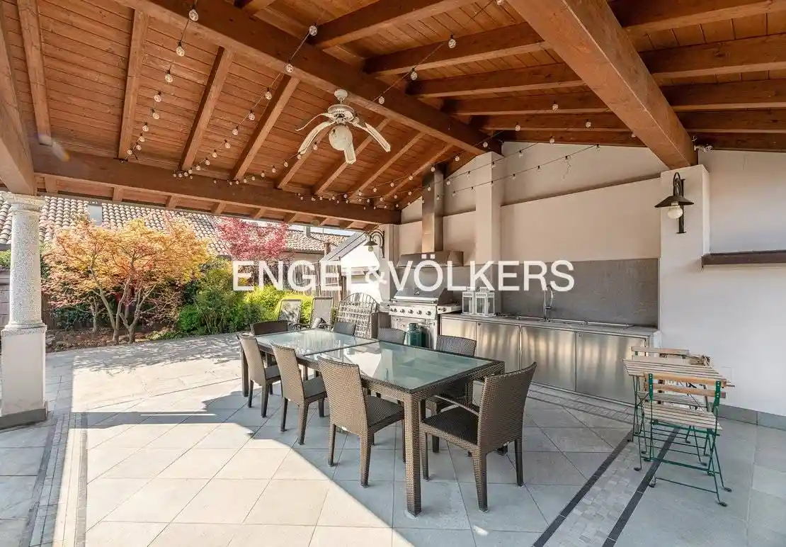 Appartamento in vendita a Seregno