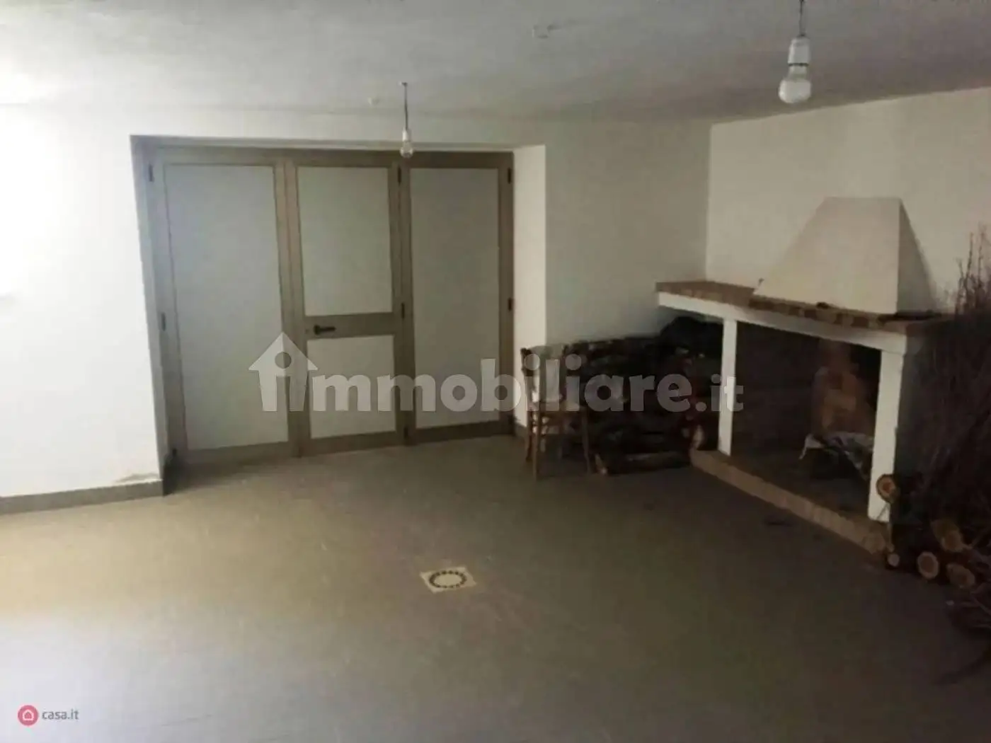 Rustico - Casale in vendita a Tavenna