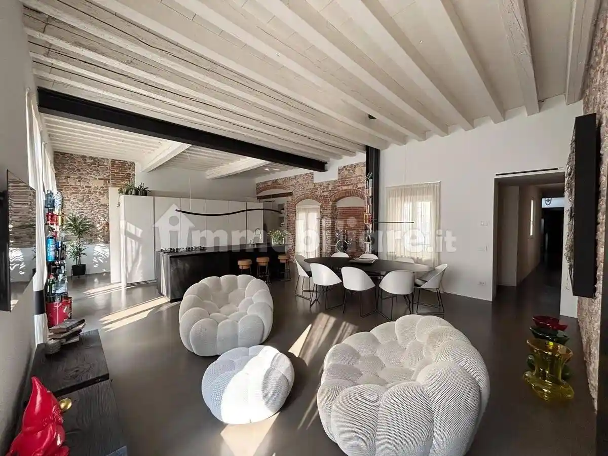 Appartamento in vendita a Verona