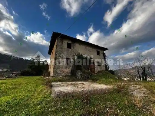 Rustico - Casale in vendita a Dicomano