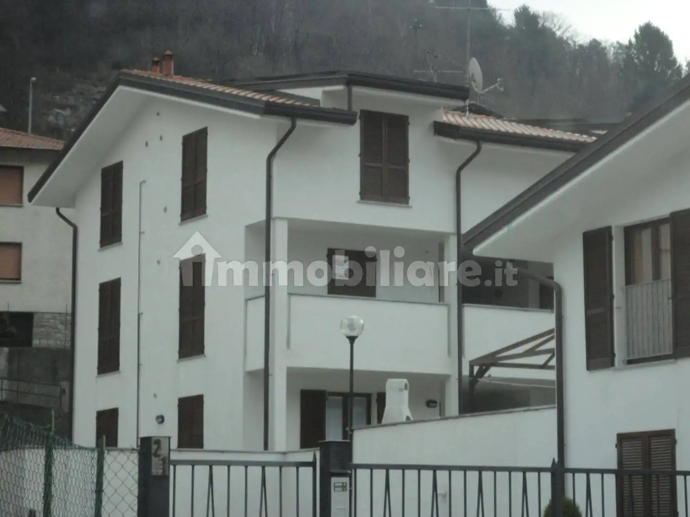 Appartamento in vendita a Barni