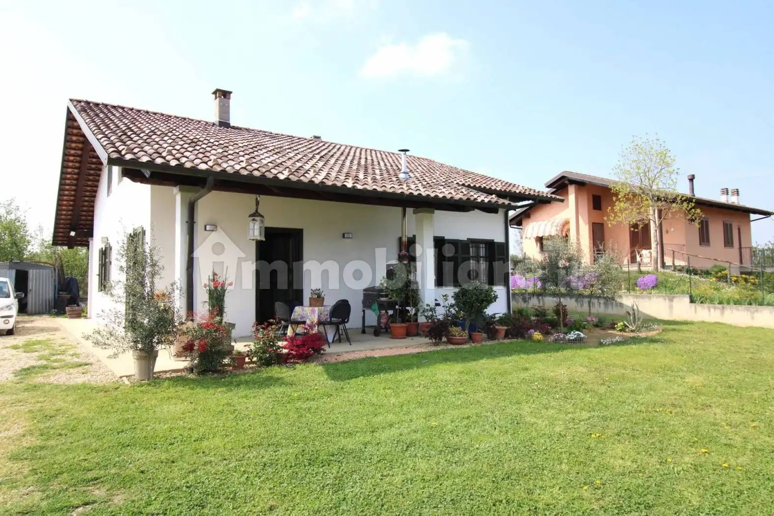 Villa in vendita a Santo Stefano Roero