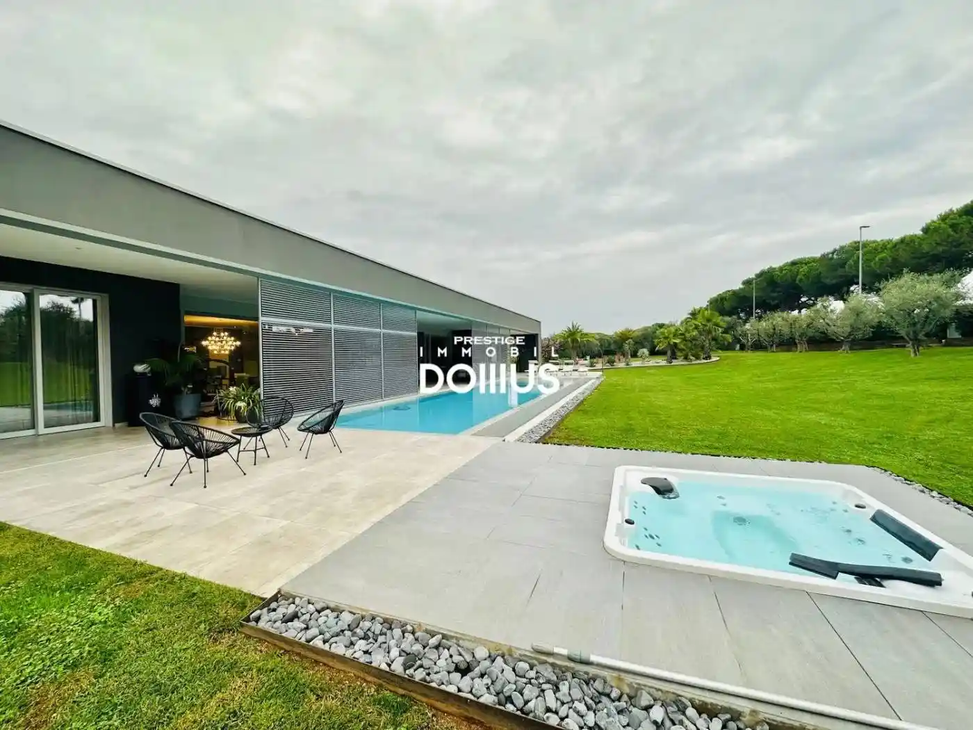 Villa in vendita a Padenghe sul Garda