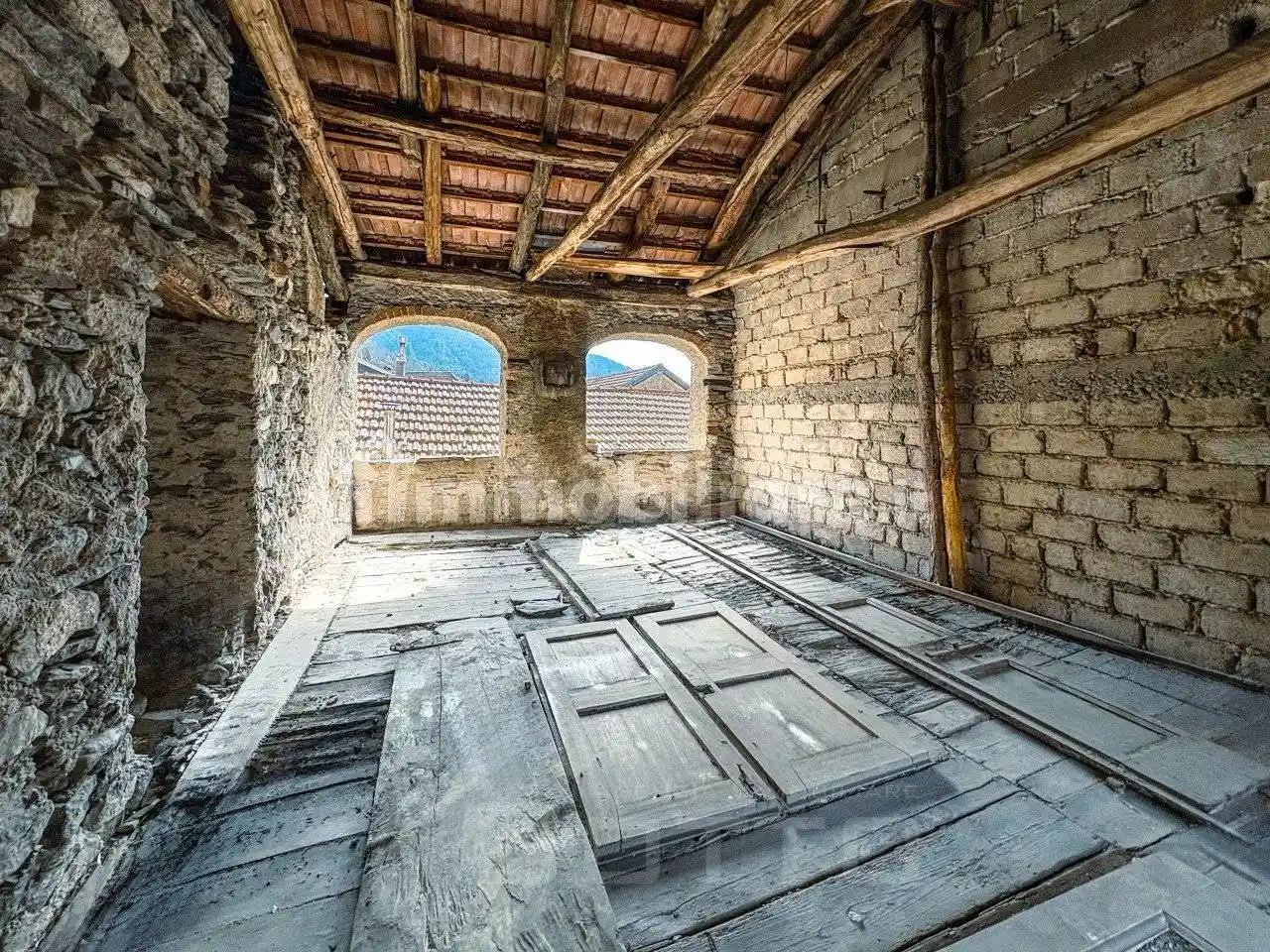 Casa indipendente in vendita a Omegna