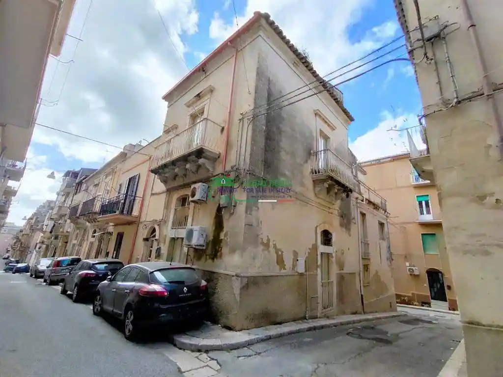 Casa indipendente in vendita a Ragusa