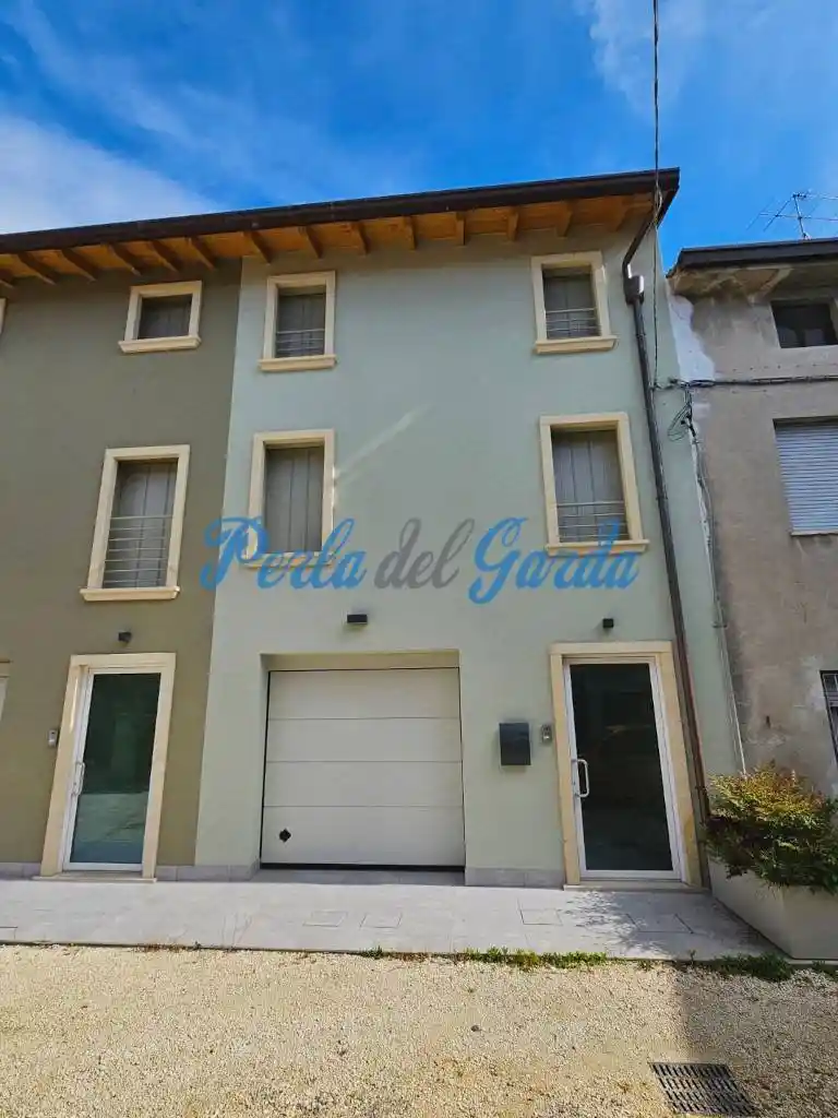 Casa indipendente in affitto a Ponti sul Mincio