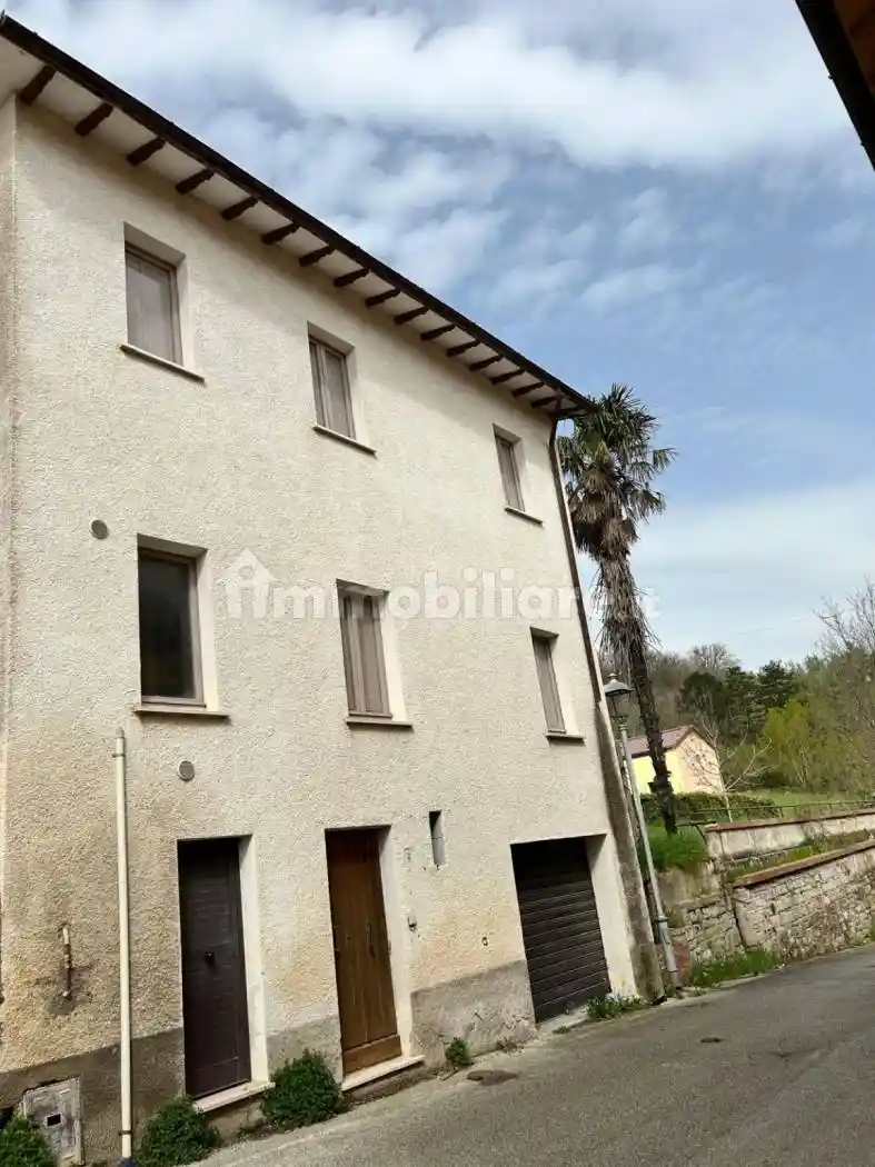 Casa indipendente in vendita a Gualdo Tadino