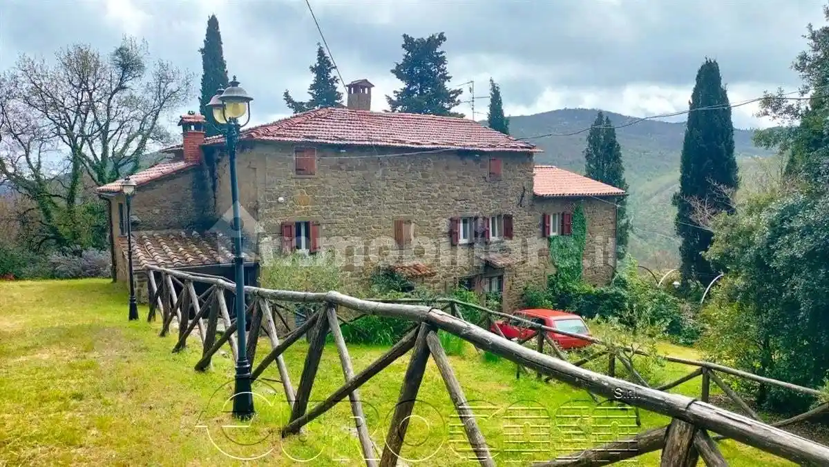 Rustico - Casale in vendita a Castiglion Fiorentino