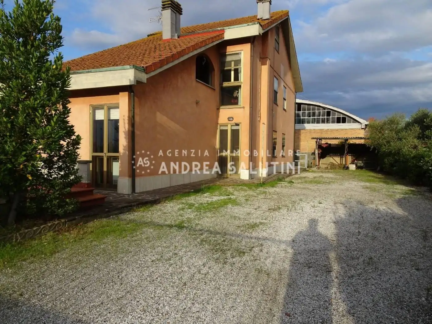 Villa in vendita a Pontedera