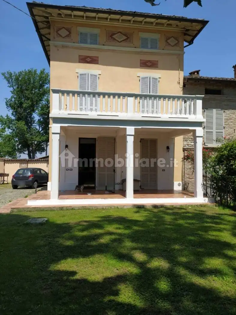 Villa in vendita a Sissa Trecasali
