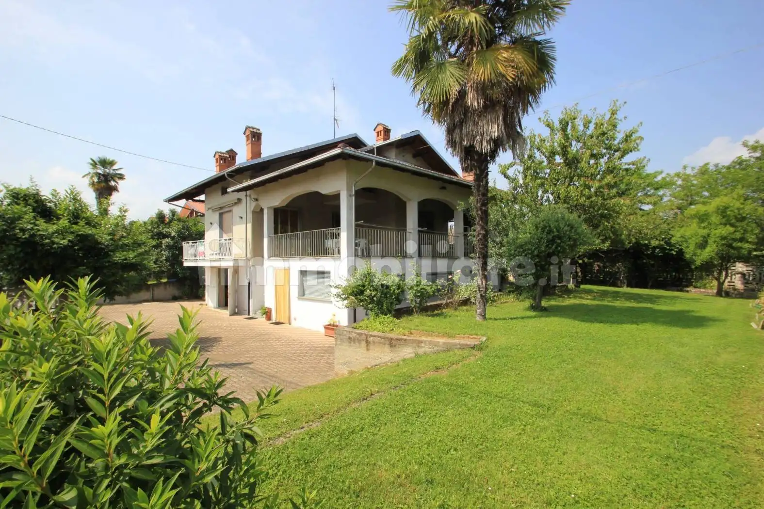 Casa indipendente in vendita a Lessona