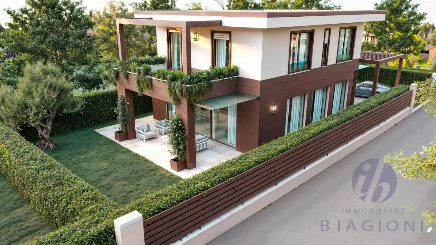 Villa in vendita a Forte dei Marmi