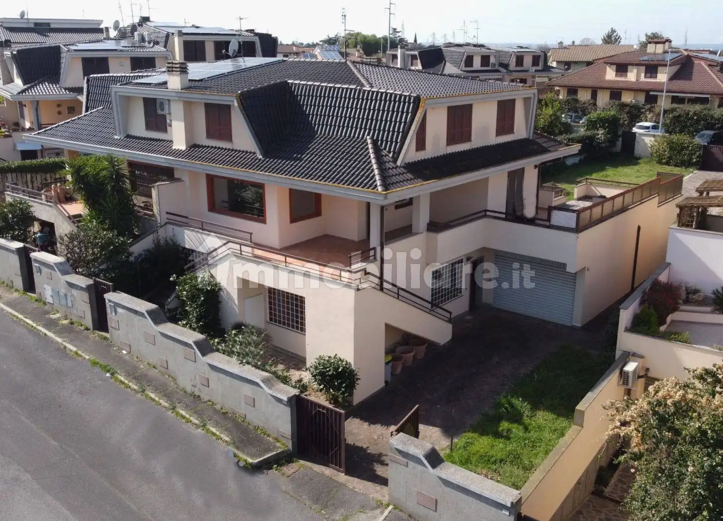 Villa in vendita a Guidonia Montecelio