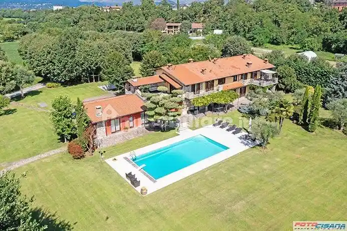 Villa in vendita a Dalmine