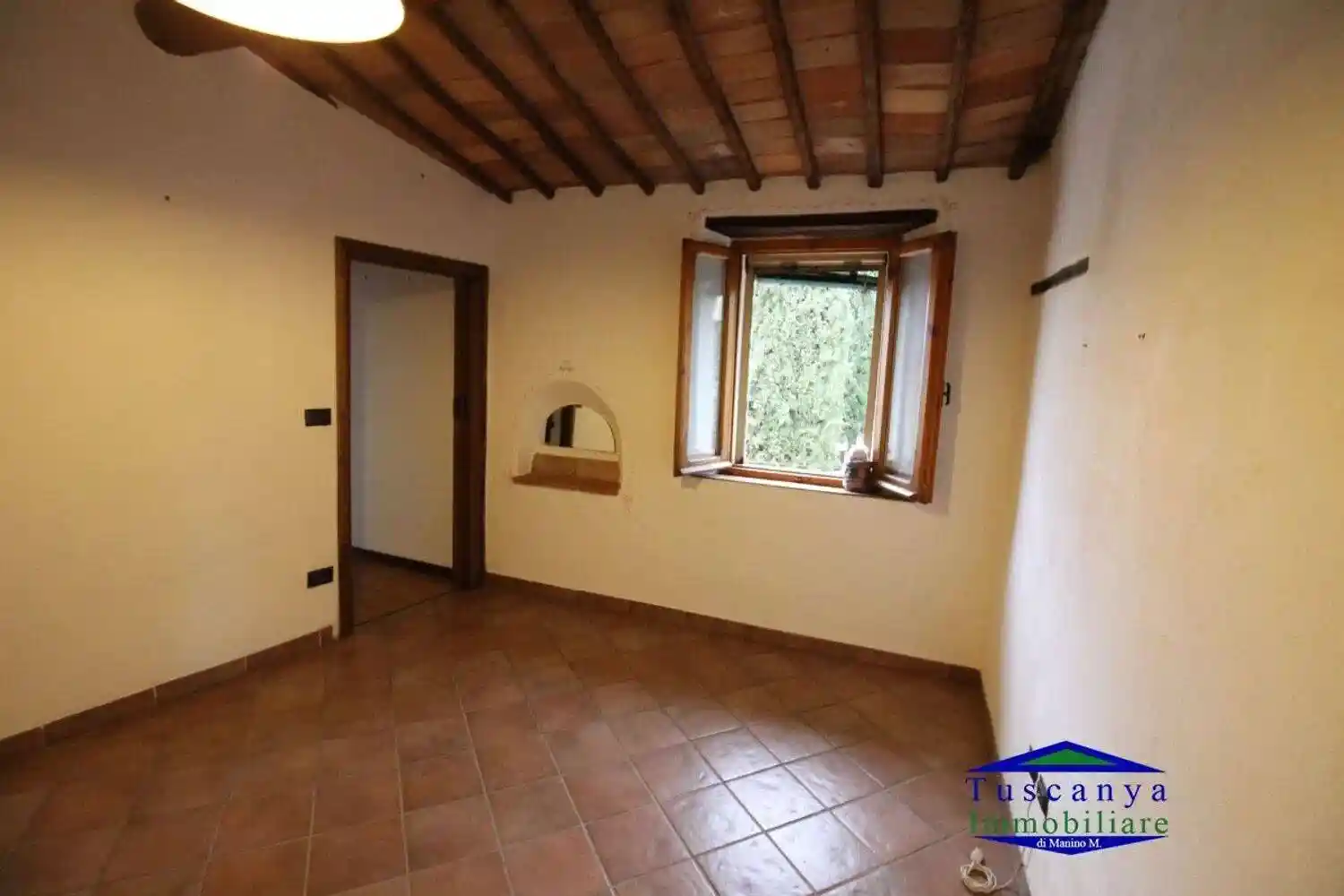 Appartamento in vendita a Casole d'Elsa